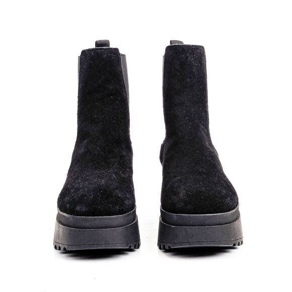 Calvin Klein Women Nevia Black Suede Platform Slip on Chelsea Ankle Boots sz 8 - Picture 2 of 7